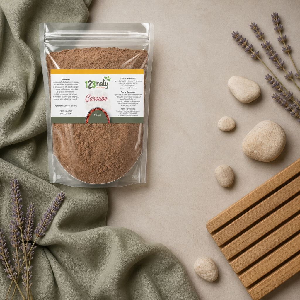 1kg Caroube en Poudre — Ambiance flat lay