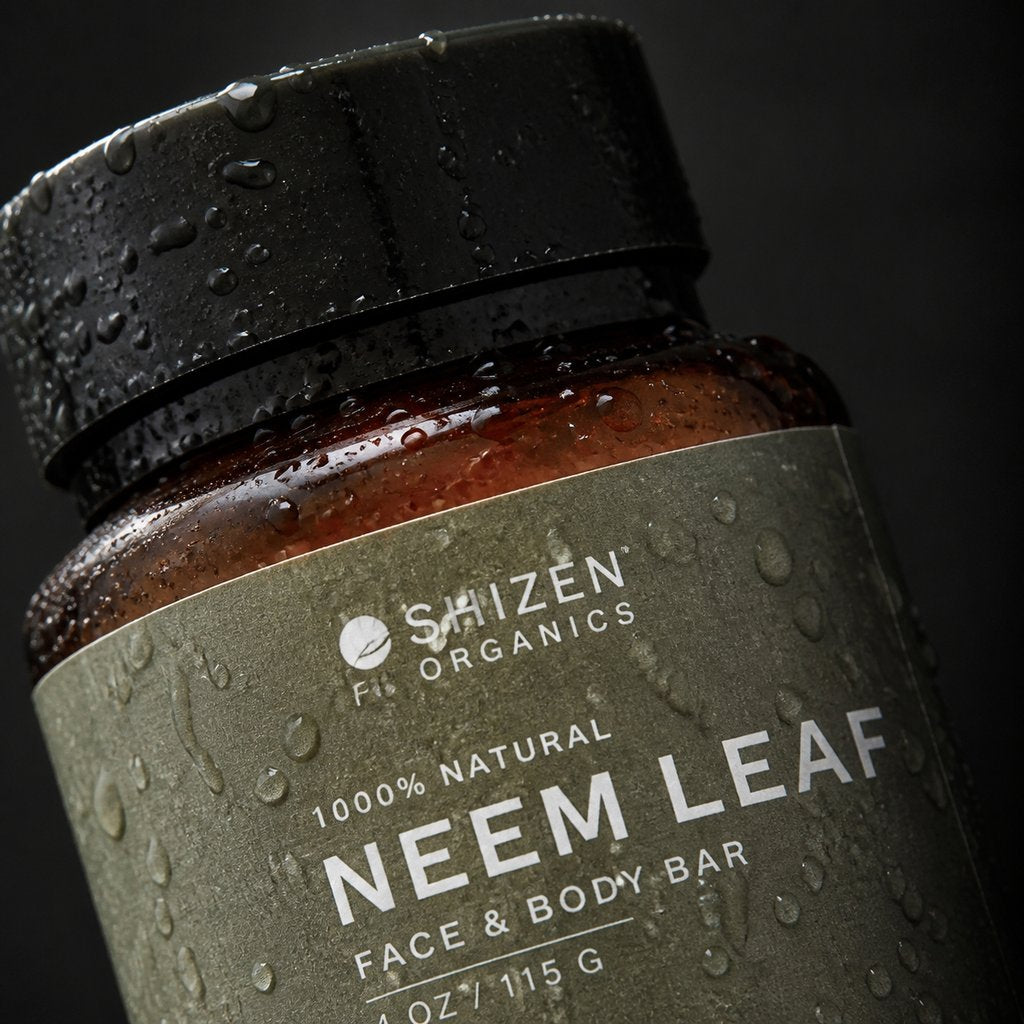 Carrés de Musc Kashmir – Parfum Solide – Fraîcheur Durable & Bien-être | 123NATY — Détail macro du flacon