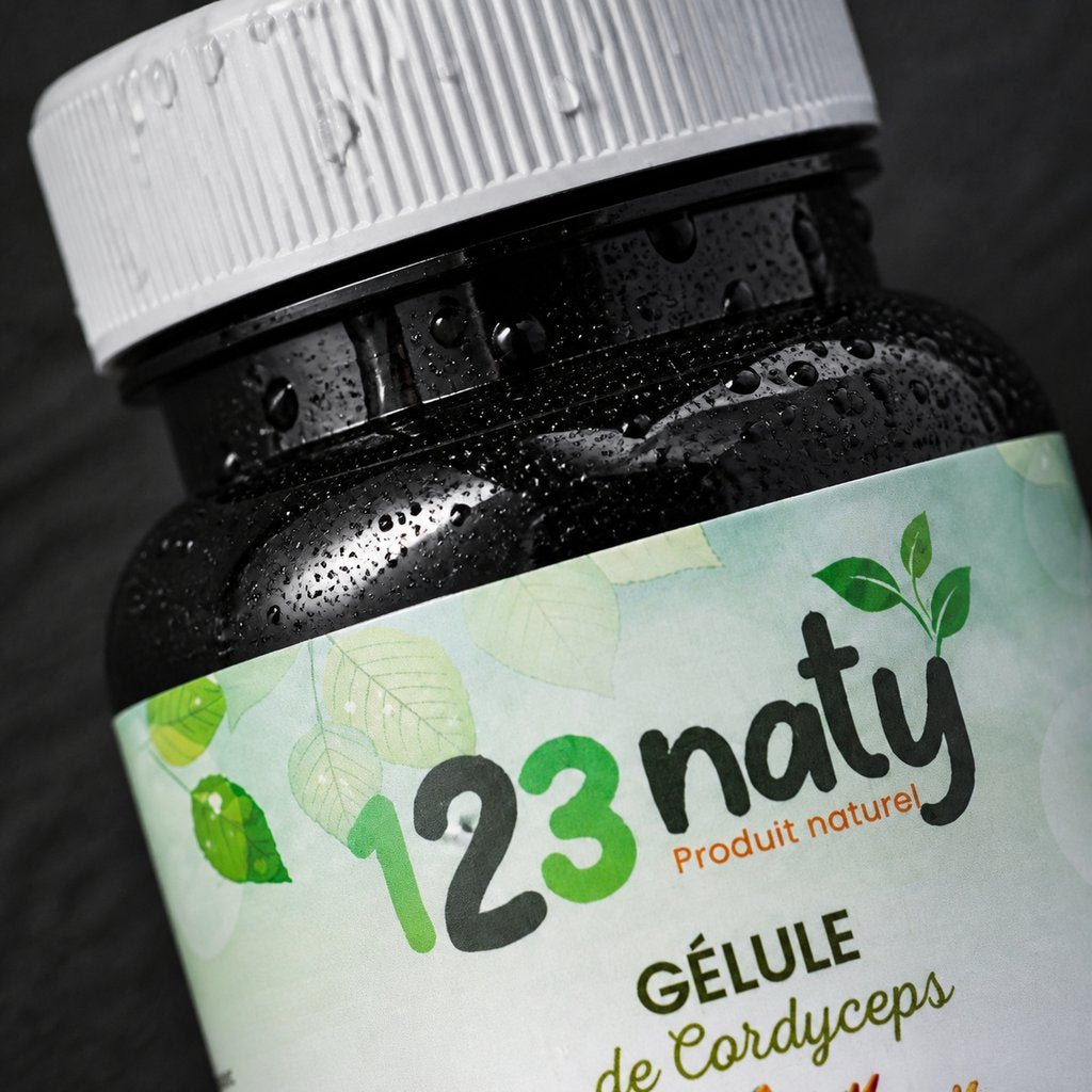 120 Gélules Cordyceps – Champignon Médicinal – Santé & Performance | 123NATY — Détail macro du flacon