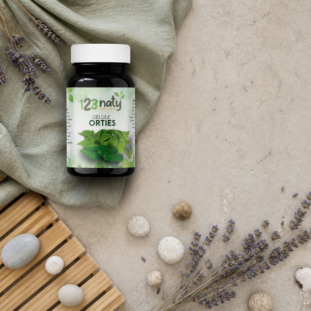 120 Gélules d'ortie 100% Naturel | 123NATY — Ambiance flat lay