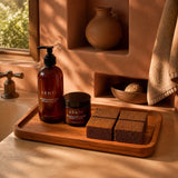 Carrés de Musc Oud – Parfum Oriental – Désodorisant Naturel Maison & Textile | 123NATY — Mise en scène d'usage